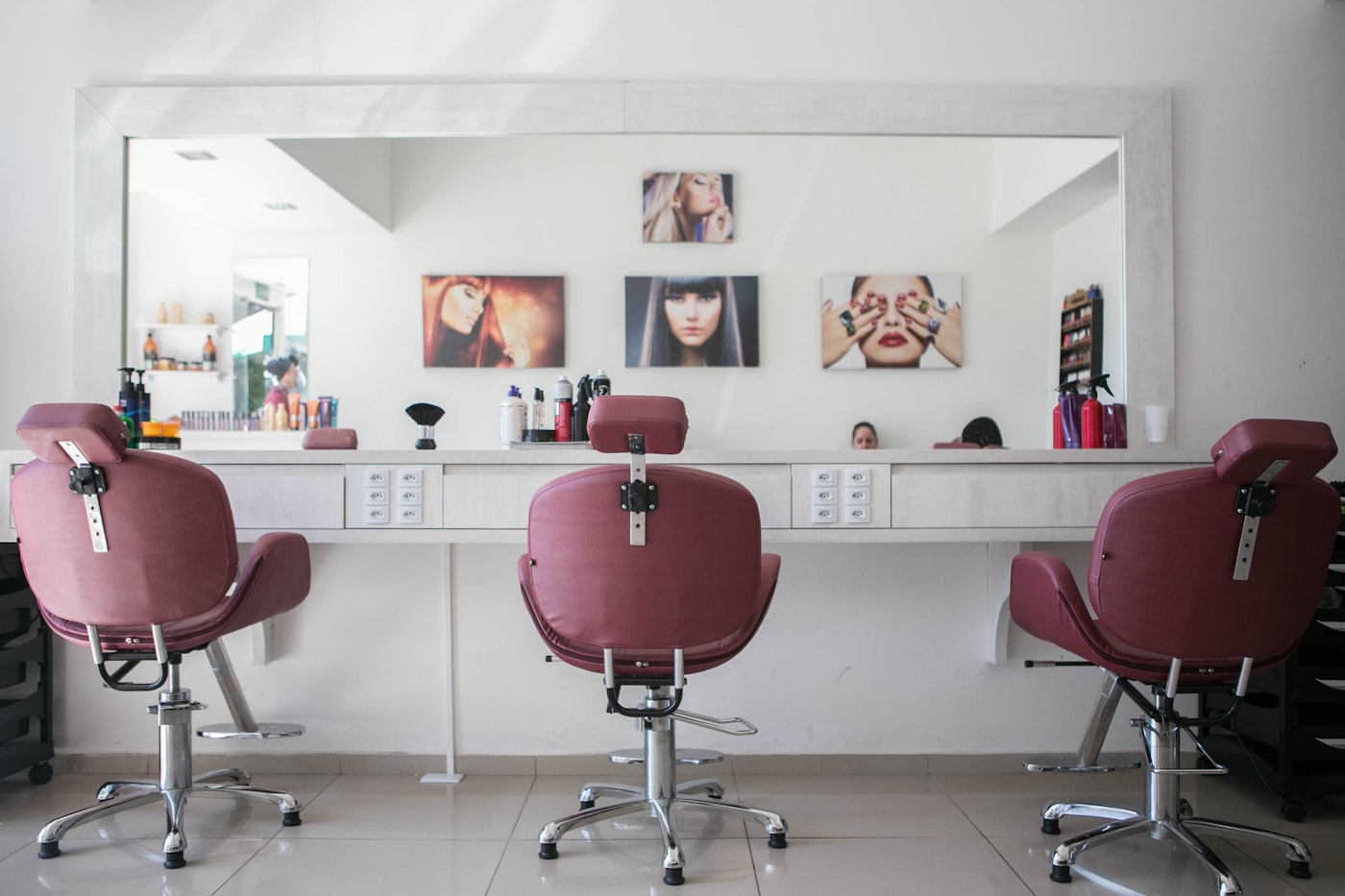 Styling stations